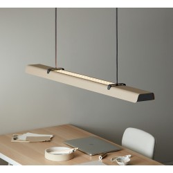 Lámpara colgante lineal café madera