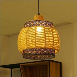 Lámpara colgante de yute y detalle negro