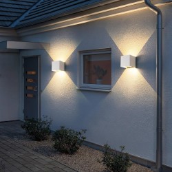Lámpara de pared exterior tipo cubo con luz Led