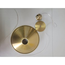 Lámpara colgante tipo copa dorada