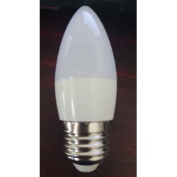 Foco e26 tipo vela luz cálida